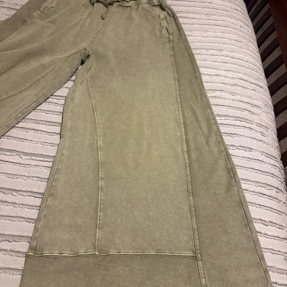 Three Bird Nest Sage Green Wide Leg Pant - Picture 7 of 8